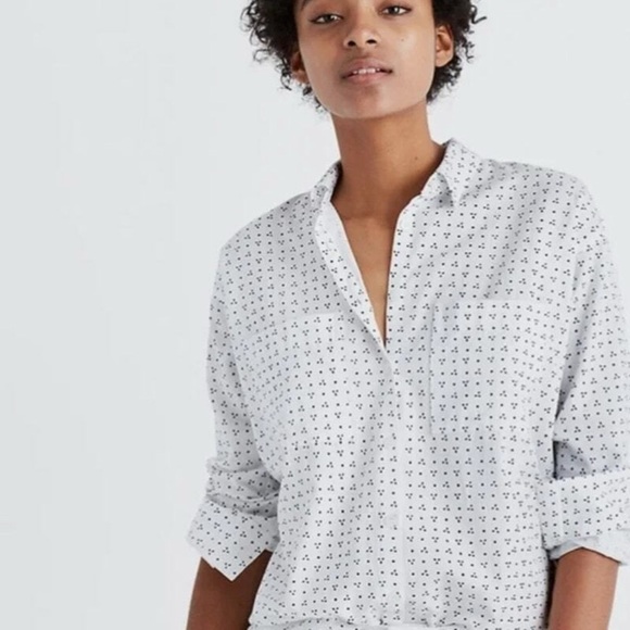 Madewell White Button Up Shirt with Navy Dots Size Medium - Picture 1 of 11